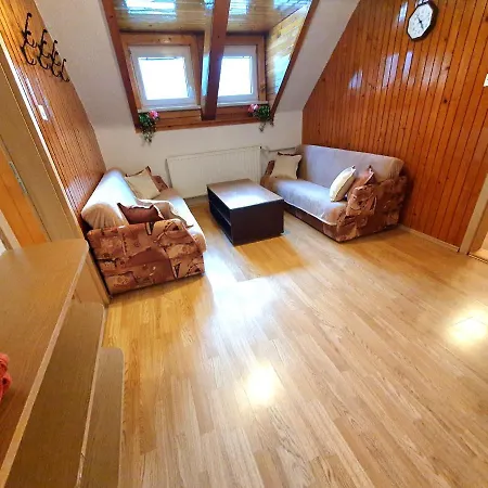 Apartmaji Zupanc Ivanka *