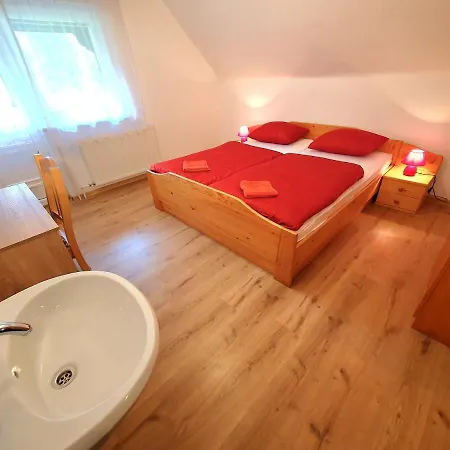 Apartmaji Zupanc Ivanka Apartment *
